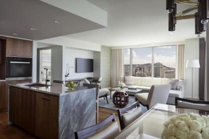 The Ritz-Carlton Residences Waikiki Beach Hotel - image 2