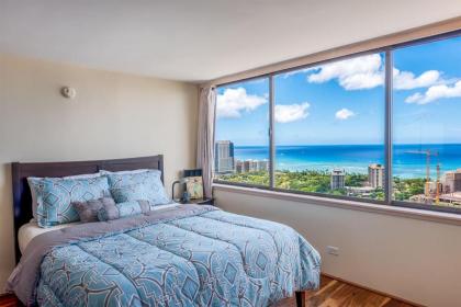 Hawaiian Monarch Penthouse 402 - image 3