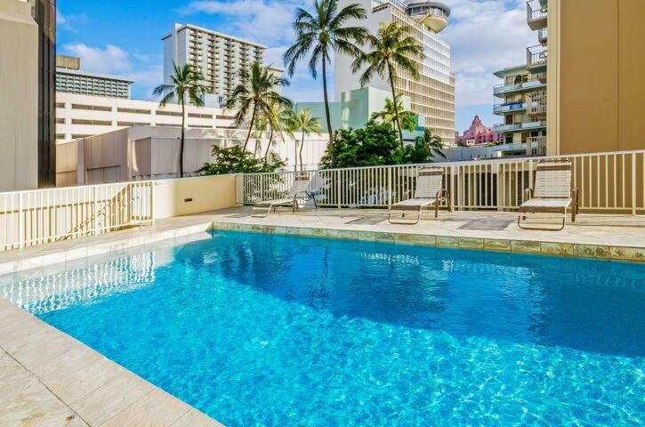 Marine Surf Waikiki 21th floor - Parking Included - image 7