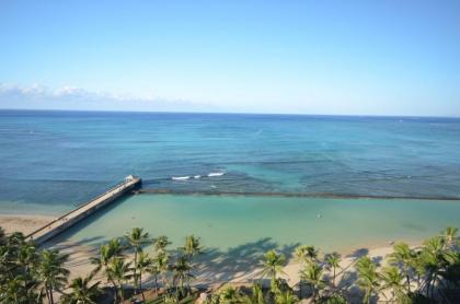 Royal Kuhio 1309 with King Bed FREE Parking/WiFi mins to BEACH! - image 7