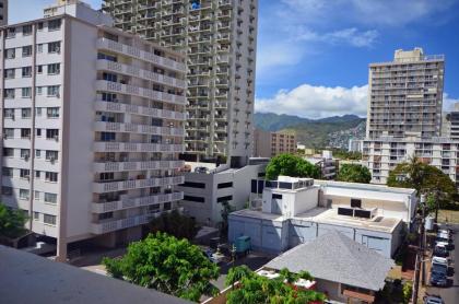 KV702 Waikiki Private Waterfall Room Mountain View! - image 8