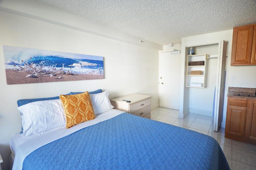 KV804A Prime WAIKIKI Private Apartment - main image