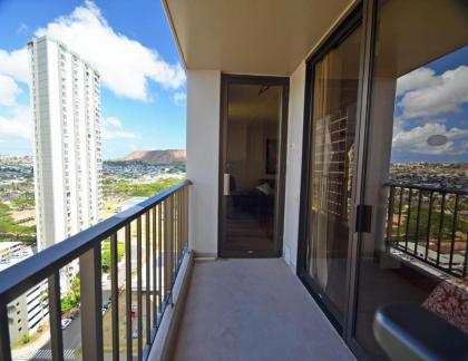 Waikiki Sunset 2105 Paradise Awaits 1-bedroom Superior Suite with Incredible Views - image 10