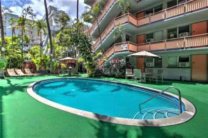 Hawaiian King 503 Waikiki 1-Bedroom Full Kitchen Pool Sleeps 4 - image 10