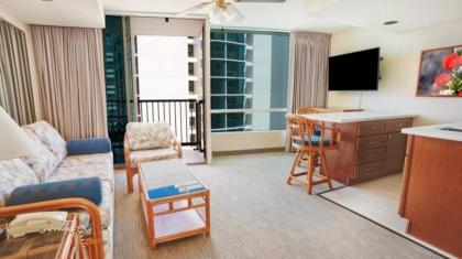 Waikiki Imperial Condo + Car Rental with Beach Gear Unlimited Miles - image 16