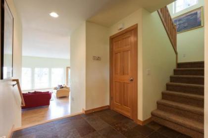 Salmon-River Vw-AC-3BR/2.5 BA - image 3