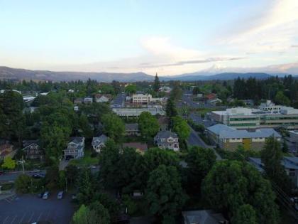 Inn at the Gorge - image 1