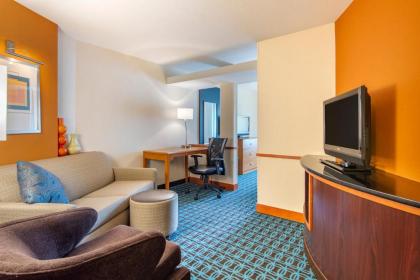 Fairfield Inn & Suites Hooksett - image 8