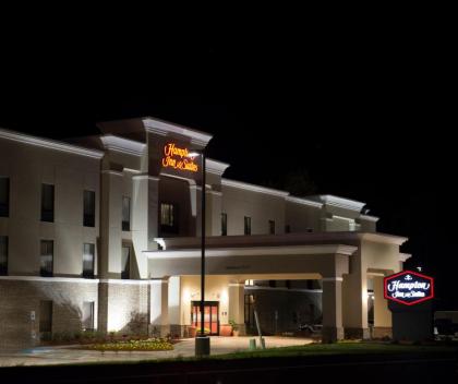 Hampton Inn and Suites Hope - image 11