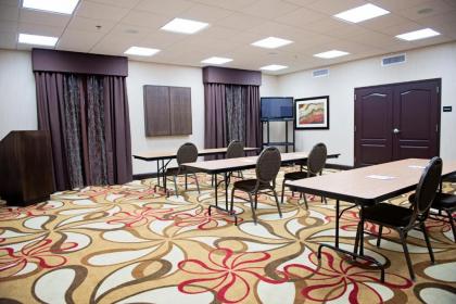 Hampton Inn and Suites Hope - image 8