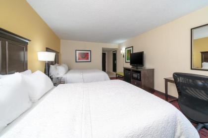 Hampton Inn Hopewell Fort Lee - image 2