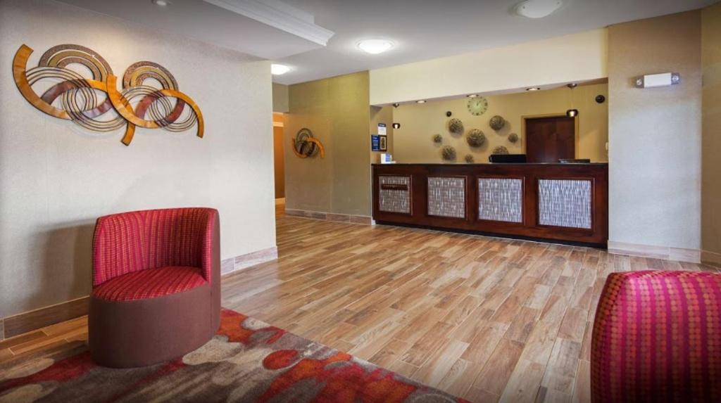 Best Western Plus Hopewell Inn - image 6