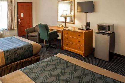 Econo Lodge Inn & Suites Hoquiam - image 11