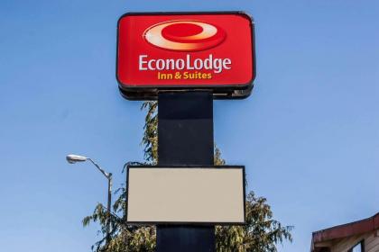 Econo Lodge Inn & Suites Hoquiam - image 12