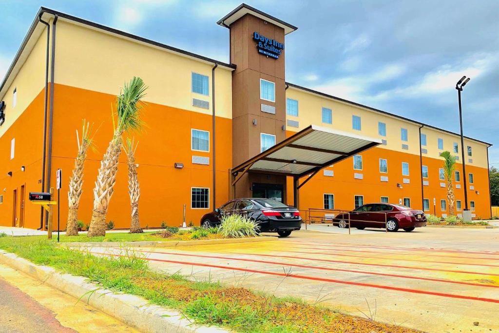 Days Inn & Suites by Wyndham Horn Lake / Graceland Area - main image