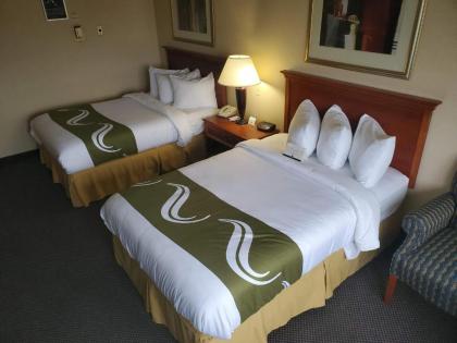 Quality Inn - image 3