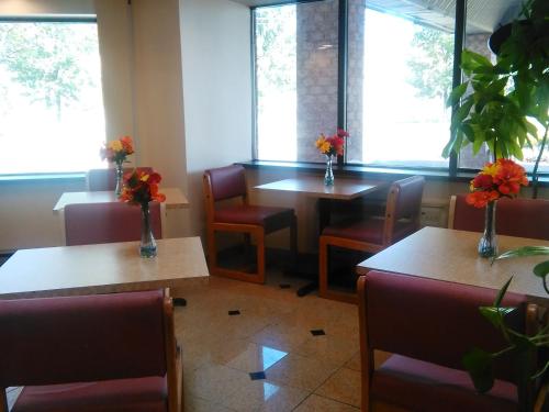 Americas Best Value Inn Horseheads - image 3