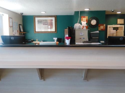 Americas Best Value Inn Horseheads - image 4