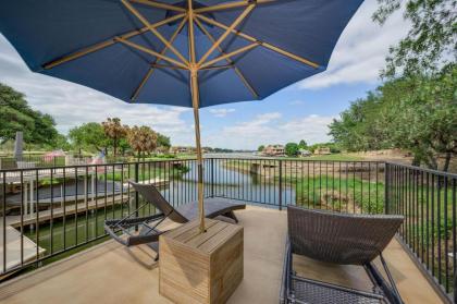 Luxury Lakeside Villa with Lake LBJ Access Electric Boat Lift & Countless Amenities - image 5