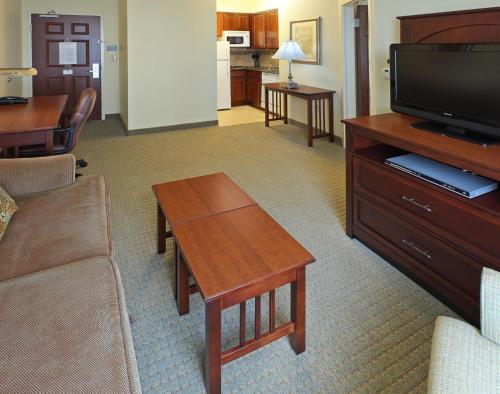 Staybridge Suites Hot Springs an IHG Hotel - image 5