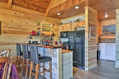 Log Cabin with Great Yard- 2 Miles to Lake Hamilton! - image 3