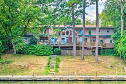 Lake Hamilton Home 5 min to Oaklawn Race track