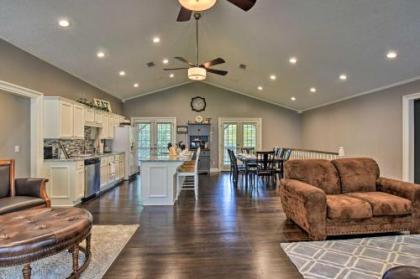 Hot Springs Home on Lake with Private Boat Dock! - image 1