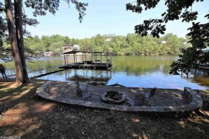 Rustic Lake House Retreat - Huge Deck - Boat Dock!