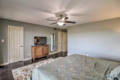 Hot Springs Condo with Lake View and Access Grill - image 18