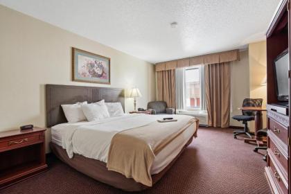 Stay USA Hotel and Suites - image 11