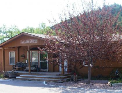 River Falls Lodging -Black Hills South Dakota