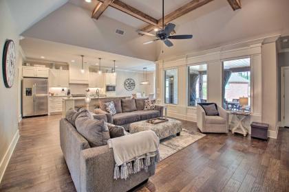 Newly Built Home with Fire Pit on Golf Course! - image 1