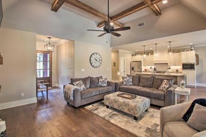 Newly Built Home with Fire Pit on Golf Course! - image 5