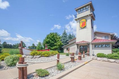 Hotel in Houghton Lake Michigan