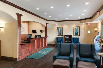 Quality Inn & Suites Houma - image 5