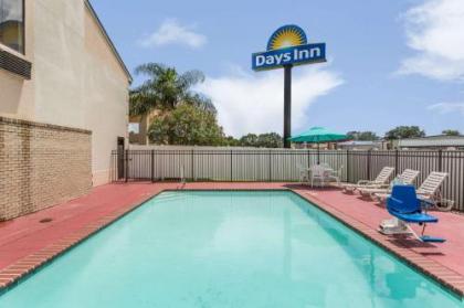 Days Inn by Wyndham Houma LA - image 5