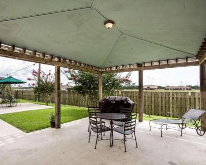 Mainstay Suites Houma - image 9