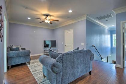 Southwest Houston Home with Balconies and Patio! - image 13