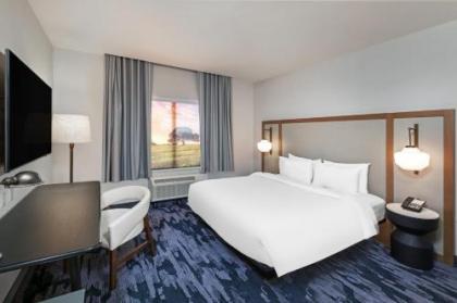 Fairfield Inn  Suites Houston memorial City Area