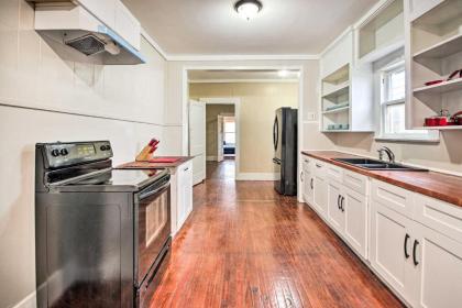 Pet-Friendly Houston Home Less Than 2 Mi to Downtown! - image 10