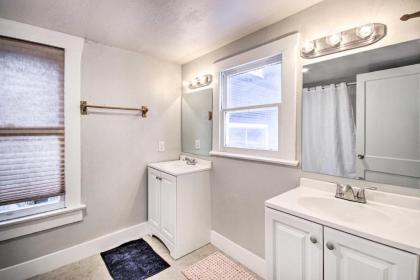 Pet-Friendly Houston Home Less Than 2 Mi to Downtown! - image 16