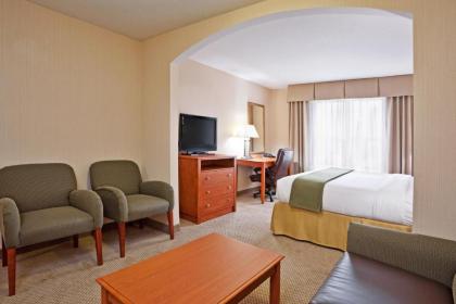 Holiday Inn Express Hotel & Suites Howell an IHG Hotel - image 6