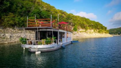 Houseboat Yacht Nestled In A Lake travis Cove Hudson Bend Texas