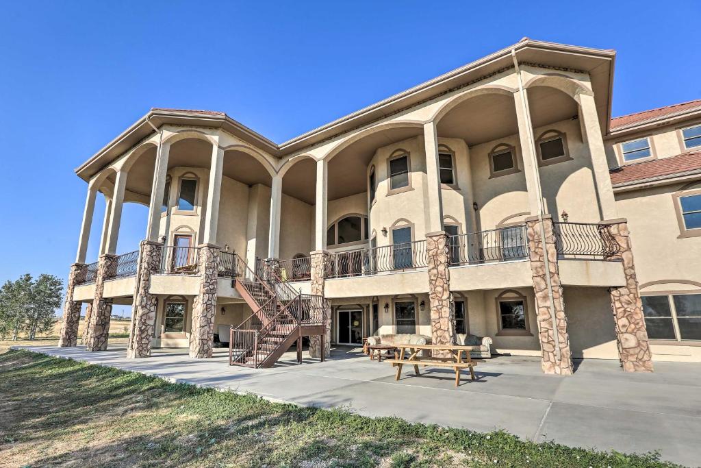 Luxe Hudson House with Mtn Views - 30 Min to Denver! - main image