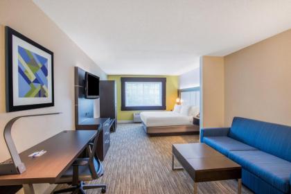 Holiday Inn Express Hotel & Suites Boston - Marlboro an IHG Hotel - image 10