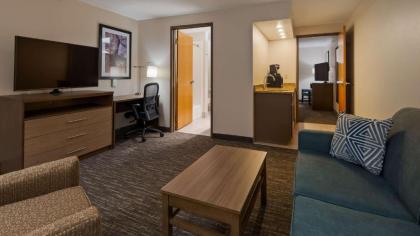 Best Western Plus Hudson I-94 - image 6