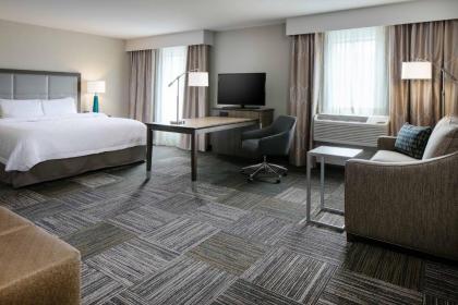 Hampton Inn & Suites-Hudson Wisconsin - image 15