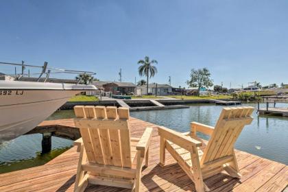 Clean and Spacious Canalfront Home with 4 Kayaks   1 mi to Beach