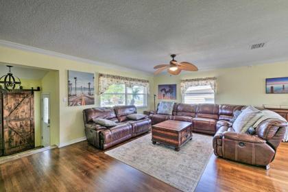 Clean and Spacious Canalfront Home with 4 Kayaks - 1 Mi to Beach! - image 4