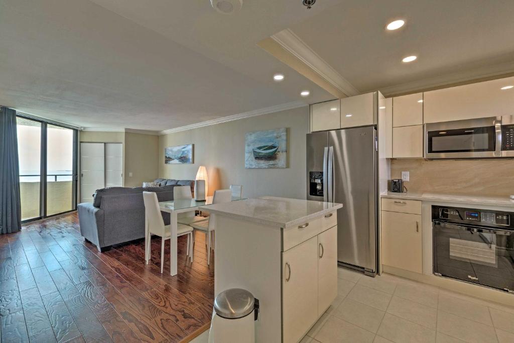 Hudson Resort Condo with Private Beach Access! - image 6